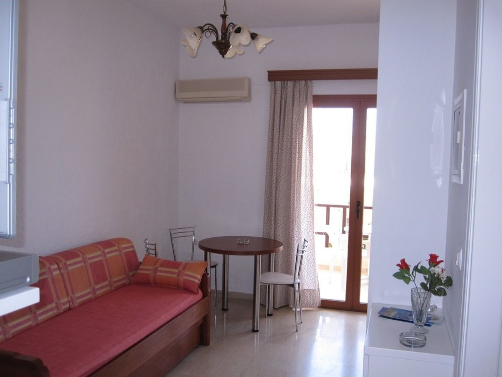 Simon Studios And Apartments Сития Экстерьер фото